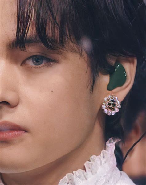 taehyung gucci earring|Gucci bts accessories.